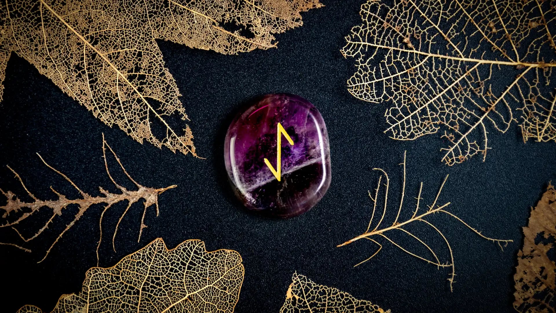 Cover image for Sowulo: The Ancient Sun Rune of Radiant Life-Force and Vibrant Illumination